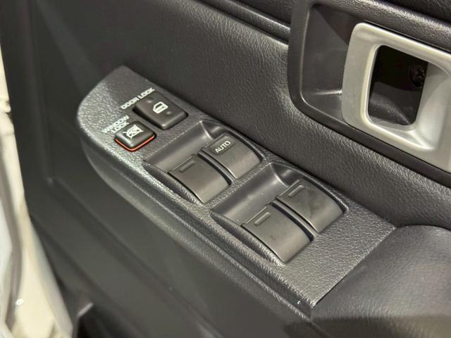 ランドクルーザー７０ ＡＸ　純正７型ナビ　フルセグＴＶ　Ｂｌｕｅｔｏｏｔｈオーディオ　バックカメラ　ＥＴＣ　ＬＥＤヘッドライト　ＩＳＯフィックス　デフロック　マニュアルエアコン　クルーズコントロール　リアフィルム　１６インチＡＷ（73枚目）