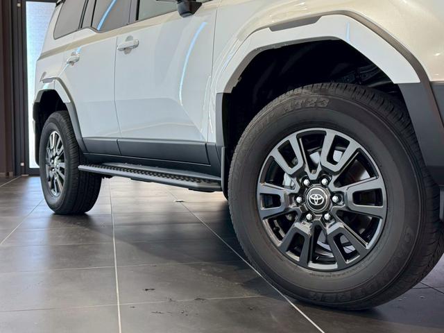 ランドクルーザー２５０ ＶＸ　丸目ヘッドライト　モデリスタパッケージ　モデリスタシグネチャーイルミブレードモデリスタリヤスポイラー　モデリスタオーバーフェンダー　ルーフレール　サンルーフ　ビルトインＥＴＣ　トヨタチームメイト（8枚目）