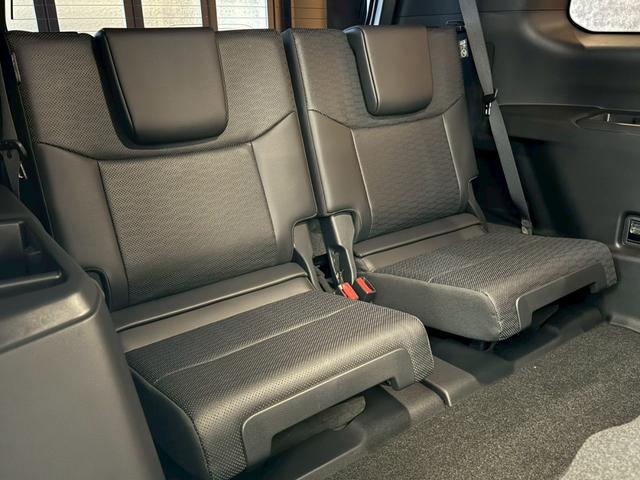 ランドクルーザー２５０ ＶＸ　丸目ヘッドライト　モデリスタパッケージ　モデリスタシグネチャーイルミブレードモデリスタリヤスポイラー　モデリスタオーバーフェンダー　ルーフレール　サンルーフ　ビルトインＥＴＣ　トヨタチームメイト（46枚目）