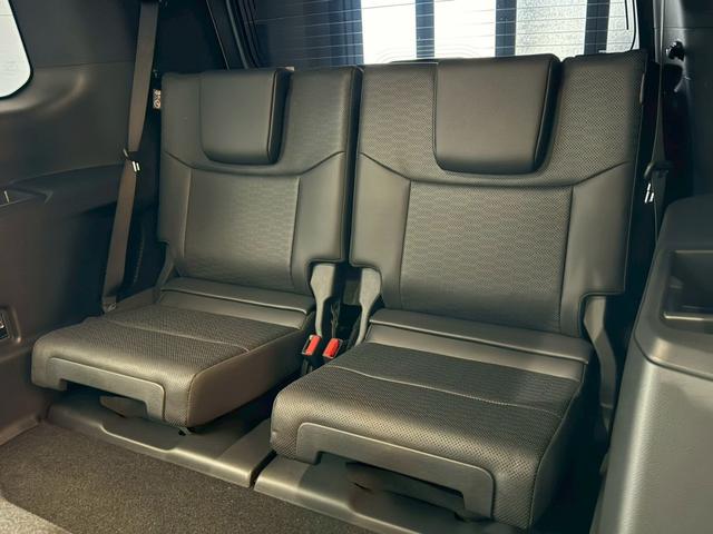 ランドクルーザー２５０ ＶＸ　丸目ヘッドライト　モデリスタパッケージ　モデリスタシグネチャーイルミブレードモデリスタリヤスポイラー　モデリスタオーバーフェンダー　ルーフレール　サンルーフ　ビルトインＥＴＣ　トヨタチームメイト（47枚目）