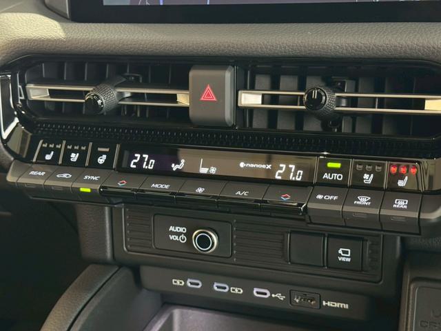 ランドクルーザー２５０ ＶＸ　丸目ヘッドライト　モデリスタパッケージ　モデリスタシグネチャーイルミブレードモデリスタリヤスポイラー　モデリスタオーバーフェンダー　ルーフレール　サンルーフ　ビルトインＥＴＣ　トヨタチームメイト（60枚目）