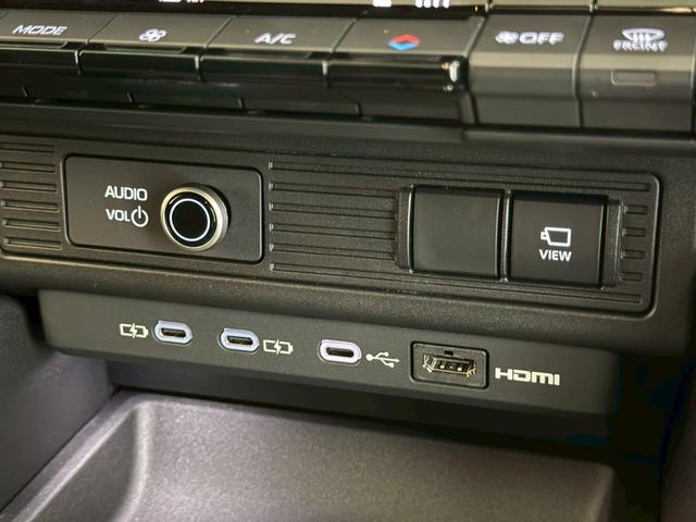 ランドクルーザー２５０ ＶＸ　丸目ヘッドライト　モデリスタパッケージ　モデリスタシグネチャーイルミブレードモデリスタリヤスポイラー　モデリスタオーバーフェンダー　ルーフレール　サンルーフ　ビルトインＥＴＣ　トヨタチームメイト（61枚目）