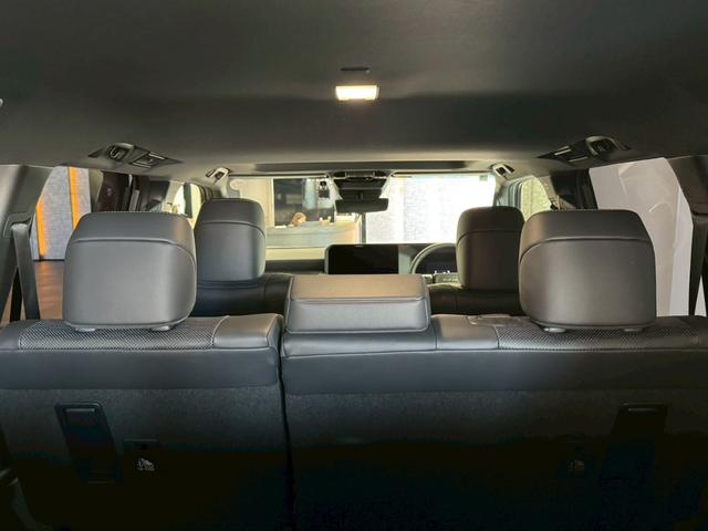 ランドクルーザー２５０ ＶＸ　丸目ヘッドライト　モデリスタパッケージ　モデリスタシグネチャーイルミブレードモデリスタリヤスポイラー　モデリスタオーバーフェンダー　ルーフレール　サンルーフ　ビルトインＥＴＣ　トヨタチームメイト（75枚目）