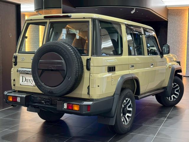 ランドクルーザー７０ ＡＸ　アルパインディスプレイオーディオ　ＨＤＭＩ端子　純正ＥＴＣ　純正バイザー　ＬＥＤヘッドライト　ウッドコンビステアリング　クルーズコントロール　バックカメラ　ヘッドライトレベライザー　アルミホイール（31枚目）