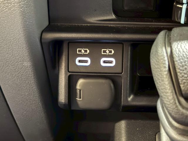 ランドクルーザー７０ ＡＸ　アルパインディスプレイオーディオ　ＨＤＭＩ端子　純正ＥＴＣ　純正バイザー　ＬＥＤヘッドライト　ウッドコンビステアリング　クルーズコントロール　バックカメラ　ヘッドライトレベライザー　アルミホイール（55枚目）