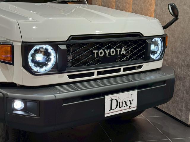 ランドクルーザー７０ ＡＸ　純正７型ナビ　フルセグＴＶ　Ｂｌｕｅｔｏｏｔｈオーディオ　バックカメラ　ＥＴＣ　ＬＥＤヘッドライト　ＩＳＯフィックス　デフロック　マニュアルエアコン　クルーズコントロール　リアフィルム　１６インチＡＷ（6枚目）