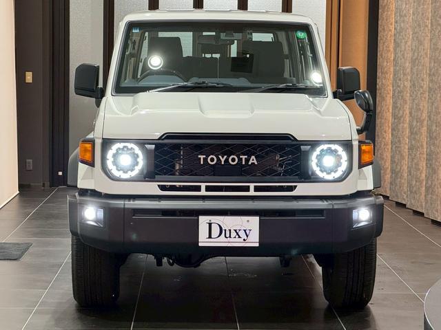 ランドクルーザー７０ ＡＸ　純正７型ナビ　フルセグＴＶ　Ｂｌｕｅｔｏｏｔｈオーディオ　バックカメラ　ＥＴＣ　ＬＥＤヘッドライト　ＩＳＯフィックス　デフロック　マニュアルエアコン　クルーズコントロール　リアフィルム　１６インチＡＷ（19枚目）