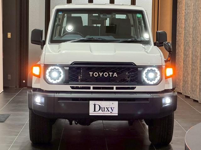 ランドクルーザー７０ ＡＸ　純正７型ナビ　フルセグＴＶ　Ｂｌｕｅｔｏｏｔｈオーディオ　バックカメラ　ＥＴＣ　ＬＥＤヘッドライト　ＩＳＯフィックス　デフロック　マニュアルエアコン　クルーズコントロール　リアフィルム　１６インチＡＷ（20枚目）