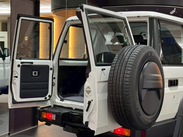 ランドクルーザー７０ ＡＸ　純正７型ナビ　フルセグＴＶ　Ｂｌｕｅｔｏｏｔｈオーディオ　バックカメラ　ＥＴＣ　ＬＥＤヘッドライト　ＩＳＯフィックス　デフロック　マニュアルエアコン　クルーズコントロール　リアフィルム　１６インチＡＷ（37枚目）