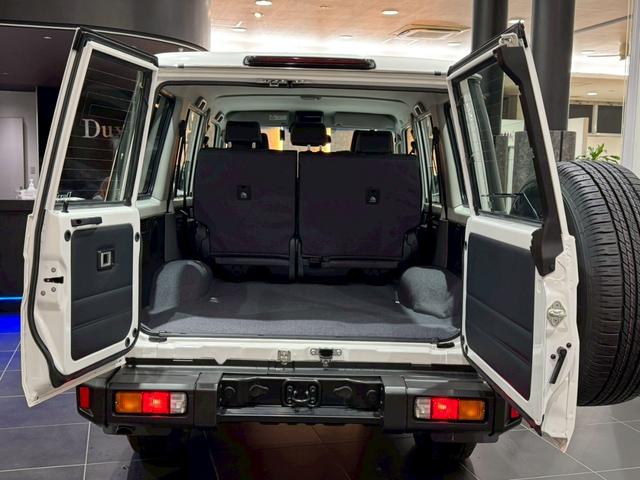 ランドクルーザー７０ ＡＸ　純正７型ナビ　フルセグＴＶ　Ｂｌｕｅｔｏｏｔｈオーディオ　バックカメラ　ＥＴＣ　ＬＥＤヘッドライト　ＩＳＯフィックス　デフロック　マニュアルエアコン　クルーズコントロール　リアフィルム　１６インチＡＷ（38枚目）