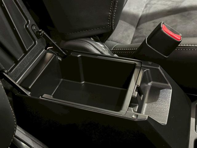 ランドクルーザー７０ ＡＸ　純正７型ナビ　フルセグＴＶ　Ｂｌｕｅｔｏｏｔｈオーディオ　バックカメラ　ＥＴＣ　ＬＥＤヘッドライト　ＩＳＯフィックス　デフロック　マニュアルエアコン　クルーズコントロール　リアフィルム　１６インチＡＷ（65枚目）