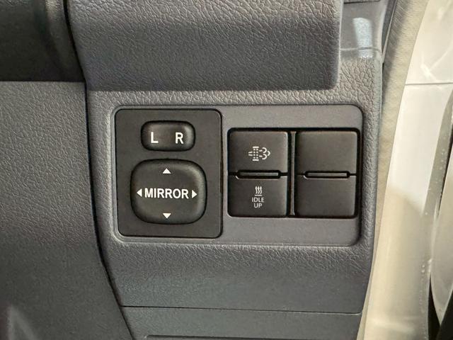 ランドクルーザー７０ ＡＸ　純正７型ナビ　フルセグＴＶ　Ｂｌｕｅｔｏｏｔｈオーディオ　バックカメラ　ＥＴＣ　ＬＥＤヘッドライト　ＩＳＯフィックス　デフロック　マニュアルエアコン　クルーズコントロール　リアフィルム　１６インチＡＷ（67枚目）