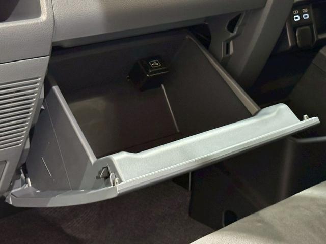 ランドクルーザー７０ ＡＸ　純正７型ナビ　フルセグＴＶ　Ｂｌｕｅｔｏｏｔｈオーディオ　バックカメラ　ＥＴＣ　ＬＥＤヘッドライト　ＩＳＯフィックス　デフロック　マニュアルエアコン　クルーズコントロール　リアフィルム　１６インチＡＷ（72枚目）