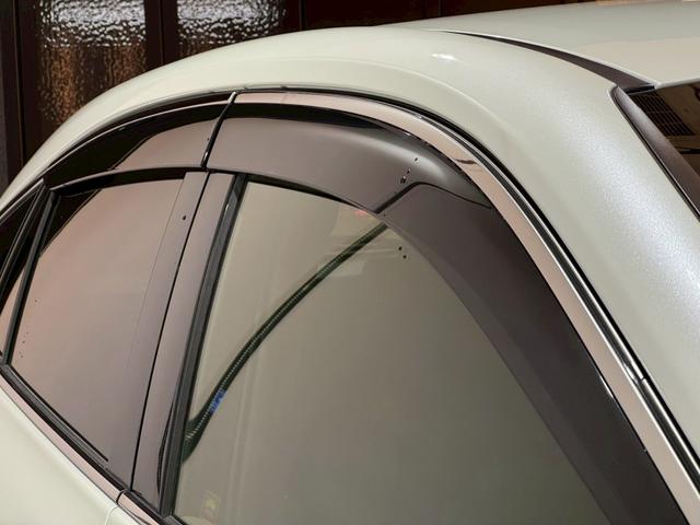 ハリアーハイブリッド Ｚ　レザーパッケージ　デジタルミラー　ＪＢＬサウンド　ビルトインＥＴＣ　ステアリングヒーター　シートヒーター　シートクーラー　ＴＶキャンセラー　ＡＣ１００Ｖ　ヘッドアップディスプレイ　パノラミックビュー　ブラインドスポット（12枚目）