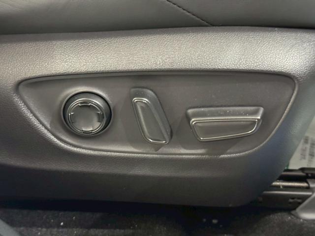 ハリアーハイブリッド Ｚ　レザーパッケージ　デジタルミラー　ＪＢＬサウンド　ビルトインＥＴＣ　ステアリングヒーター　シートヒーター　シートクーラー　ＴＶキャンセラー　ＡＣ１００Ｖ　ヘッドアップディスプレイ　パノラミックビュー　ブラインドスポット（41枚目）