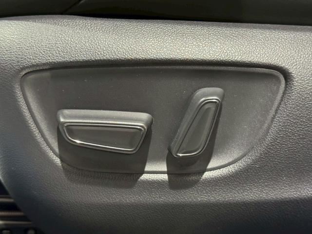 ハリアーハイブリッド Ｚ　レザーパッケージ　デジタルミラー　ＪＢＬサウンド　ビルトインＥＴＣ　ステアリングヒーター　シートヒーター　シートクーラー　ＴＶキャンセラー　ＡＣ１００Ｖ　ヘッドアップディスプレイ　パノラミックビュー　ブラインドスポット（45枚目）