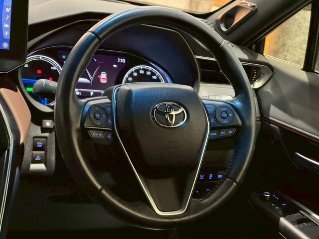 ハリアーハイブリッド Ｚ　レザーパッケージ　デジタルミラー　ＪＢＬサウンド　ビルトインＥＴＣ　ステアリングヒーター　シートヒーター　シートクーラー　ＴＶキャンセラー　ＡＣ１００Ｖ　ヘッドアップディスプレイ　パノラミックビュー　ブラインドスポット（54枚目）