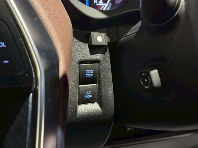 ハリアーハイブリッド Ｚ　レザーパッケージ　デジタルミラー　ＪＢＬサウンド　ビルトインＥＴＣ　ステアリングヒーター　シートヒーター　シートクーラー　ＴＶキャンセラー　ＡＣ１００Ｖ　ヘッドアップディスプレイ　パノラミックビュー　ブラインドスポット（61枚目）