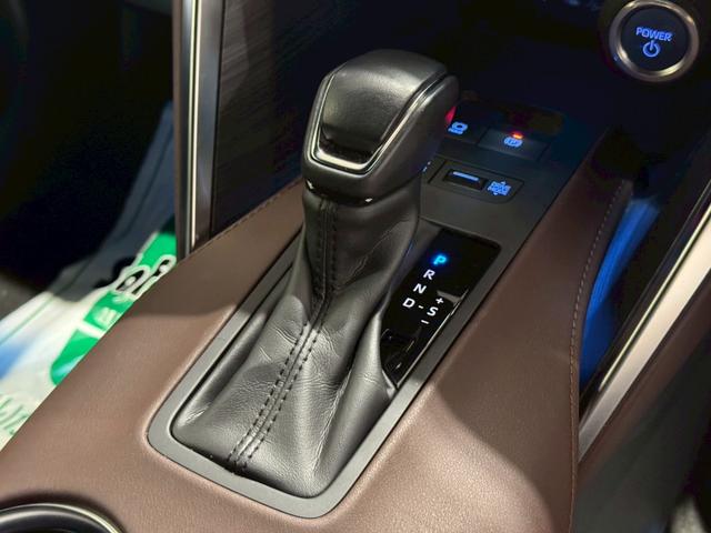 ハリアーハイブリッド Ｚ　レザーパッケージ　デジタルミラー　ＪＢＬサウンド　ビルトインＥＴＣ　ステアリングヒーター　シートヒーター　シートクーラー　ＴＶキャンセラー　ＡＣ１００Ｖ　ヘッドアップディスプレイ　パノラミックビュー　ブラインドスポット（64枚目）