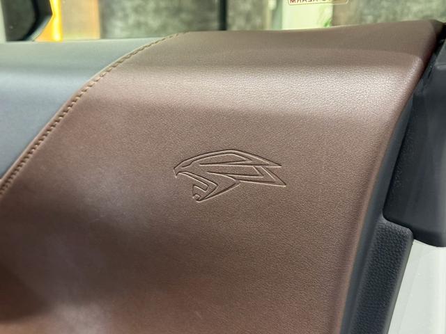 ハリアーハイブリッド Ｚ　レザーパッケージ　デジタルミラー　ＪＢＬサウンド　ビルトインＥＴＣ　ステアリングヒーター　シートヒーター　シートクーラー　ＴＶキャンセラー　ＡＣ１００Ｖ　ヘッドアップディスプレイ　パノラミックビュー　ブラインドスポット（72枚目）