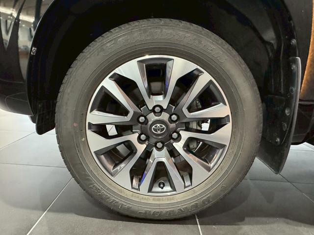 ランドクルーザープラド 　アルパイン９インチナビ　３６０°ドライブレコーダー　サンルーフ　バックカメラ　リアフィルム　ルーフレール　シートヒーター　シートクーラー　純正バイザー　レーダークルーズコントロール　純正ホイール（18枚目）