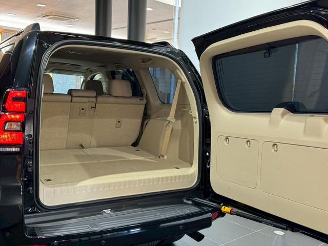 ランドクルーザープラド 　アルパイン９インチナビ　３６０°ドライブレコーダー　サンルーフ　バックカメラ　リアフィルム　ルーフレール　シートヒーター　シートクーラー　純正バイザー　レーダークルーズコントロール　純正ホイール（32枚目）