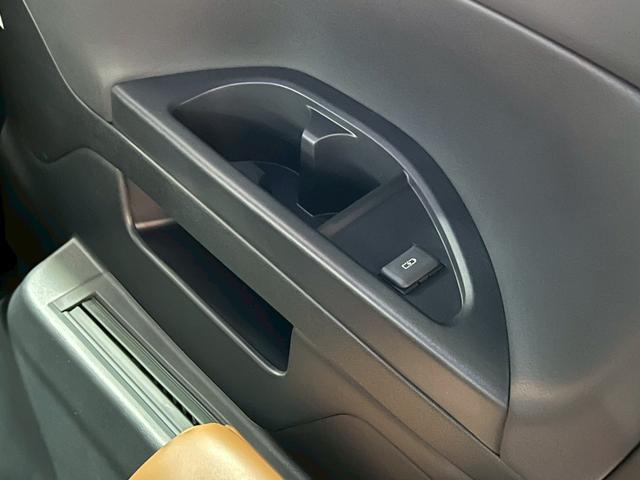 ヴェルファイアハイブリッド Z プレミア 内装茶革 モデリスタエアロ 13.2型後席モニター デジタルミラー スペアタイヤ 左右独立ムーンルーフ トヨタチームメイト 置くだけ充電 パノラミックビュー HDMI端子 HUD BSM ETC2.0(55枚目)