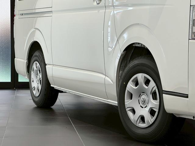 ハイエースバン ロングスーパーGL ダークプライムS デジタルインナーミラー AC100Vコンセント LEDライト 20周年スカッフプレート リアヒーター トヨタセーフティーセンス 両側電動スライドドア パノラミックビューモニター オートハイビーム(8枚目)