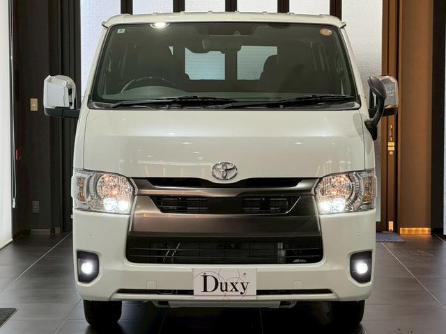 ハイエースバン ロングスーパーGL ダークプライムS デジタルインナーミラー AC100Vコンセント LEDライト 20周年スカッフプレート リアヒーター トヨタセーフティーセンス 両側電動スライドドア パノラミックビューモニター オートハイビーム(14枚目)