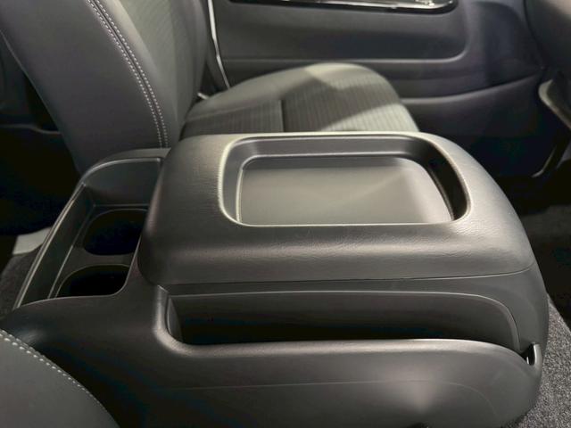 ハイエースバン ロングスーパーGL ダークプライムS デジタルインナーミラー AC100Vコンセント LEDライト 20周年スカッフプレート リアヒーター トヨタセーフティーセンス 両側電動スライドドア パノラミックビューモニター オートハイビーム(62枚目)