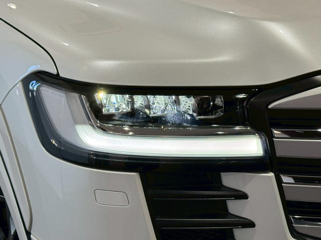 ランドクルーザー ZX 改良後モデル モデリスタエアロ リアエンターテインメント クールBOX 電動デフロック 寒冷地仕様 トノカバー ルーフレール JBLサウンドシステム ステアリングヒーター 純正ディスプレイオーディオ(18枚目)