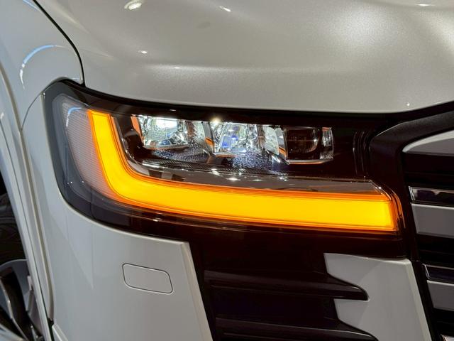 ランドクルーザー ZX 改良後モデル モデリスタエアロ リアエンターテインメント クールBOX 電動デフロック 寒冷地仕様 トノカバー ルーフレール JBLサウンドシステム ステアリングヒーター 純正ディスプレイオーディオ(19枚目)