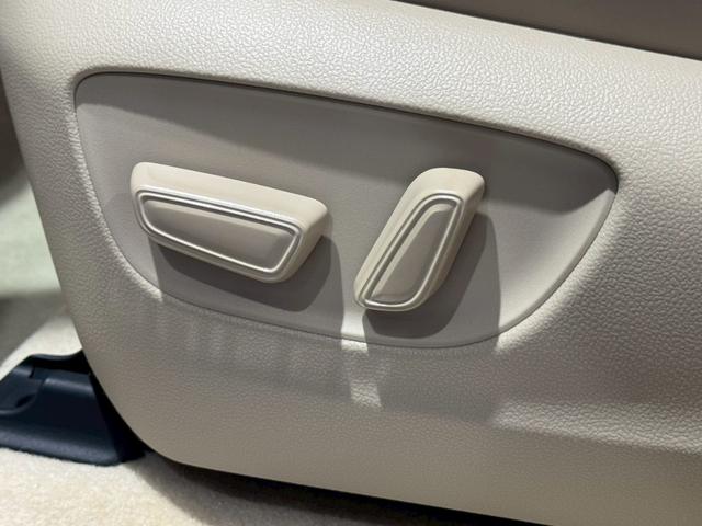 ランドクルーザー ZX 改良後モデル モデリスタエアロ リアエンターテインメント クールBOX 電動デフロック 寒冷地仕様 トノカバー ルーフレール JBLサウンドシステム ステアリングヒーター 純正ディスプレイオーディオ(46枚目)