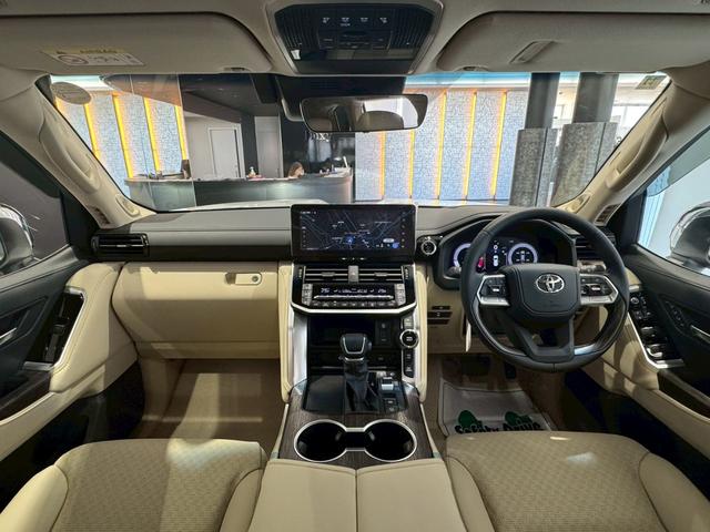 ランドクルーザー ZX 改良後モデル モデリスタエアロ リアエンターテインメント クールBOX 電動デフロック 寒冷地仕様 トノカバー ルーフレール JBLサウンドシステム ステアリングヒーター 純正ディスプレイオーディオ(79枚目)