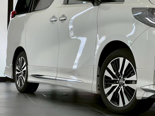 アルファード ２．５Ｓ　Ｃパッケージ　ツインムーンルーフ　アルパインナビ　モデリスタエアロ　デジタルミラー　ブラインドスポットモニター　後席モニター　ＥＴＣ　純正１８ＡＷ　パワーバックドア　パワースライド　シートヒーター＆シートクーラー（6枚目）