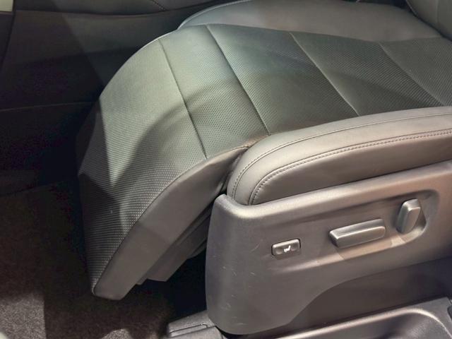 アルファード ２．５Ｓ　Ｃパッケージ　ツインムーンルーフ　アルパインナビ　モデリスタエアロ　デジタルミラー　ブラインドスポットモニター　後席モニター　ＥＴＣ　純正１８ＡＷ　パワーバックドア　パワースライド　シートヒーター＆シートクーラー（47枚目）