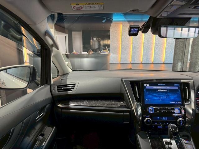 アルファード ２．５Ｓ　Ｃパッケージ　ツインムーンルーフ　アルパインナビ　モデリスタエアロ　デジタルミラー　ブラインドスポットモニター　後席モニター　ＥＴＣ　純正１８ＡＷ　パワーバックドア　パワースライド　シートヒーター＆シートクーラー（57枚目）