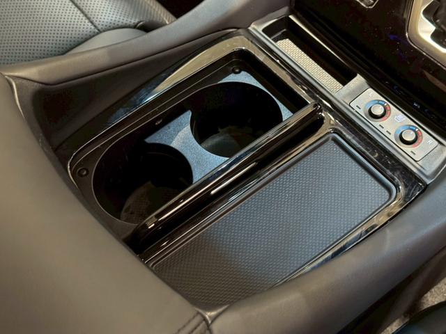 アルファード ２．５Ｓ　Ｃパッケージ　ツインムーンルーフ　アルパインナビ　モデリスタエアロ　デジタルミラー　ブラインドスポットモニター　後席モニター　ＥＴＣ　純正１８ＡＷ　パワーバックドア　パワースライド　シートヒーター＆シートクーラー（71枚目）