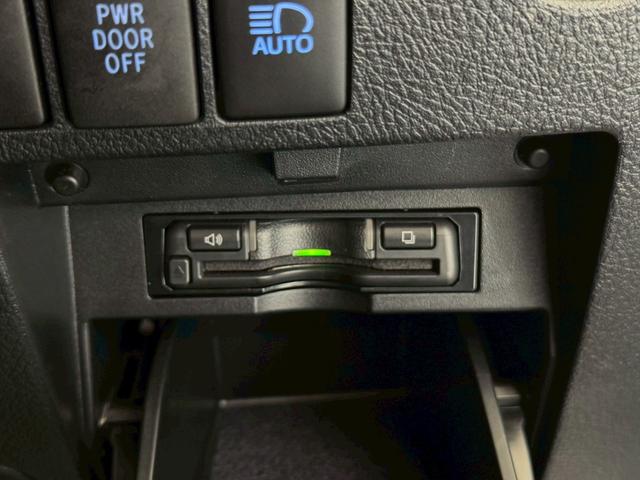 アルファード ２．５Ｓ　Ｃパッケージ　ツインムーンルーフ　アルパインナビ　モデリスタエアロ　デジタルミラー　ブラインドスポットモニター　後席モニター　ＥＴＣ　純正１８ＡＷ　パワーバックドア　パワースライド　シートヒーター＆シートクーラー（76枚目）