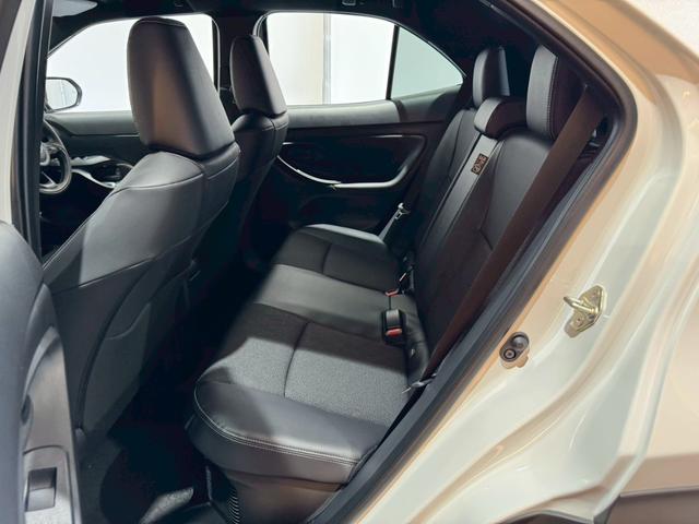 ヤリスクロス ハイブリッドZ 【トヨタチームメイト!ハンズフリーパワーバッグドア!!】パノラミックビューモニター アドバンスドパーク 8インチディスプレイオーディオ HDMI端子 ステアリングヒーター ブラインドスポットモニター(44枚目)