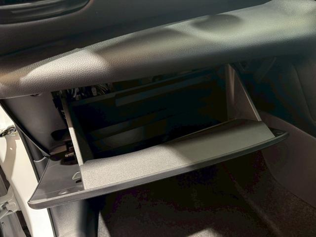 ヤリスクロス ハイブリッドZ 【トヨタチームメイト!ハンズフリーパワーバッグドア!!】パノラミックビューモニター アドバンスドパーク 8インチディスプレイオーディオ HDMI端子 ステアリングヒーター ブラインドスポットモニター(70枚目)