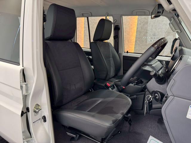 ランドクルーザー70 AX JAOSフロントバンパー LEDポジションランプ スペアタイヤカバー インテリアパネルキット JAOS リアアンダーカバー JAOSフロントアンダーカバー ドライブレコーダー ETC ナビ フルセグ(30枚目)