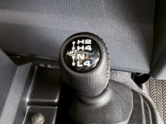 ランドクルーザー70 AX JAOSフロントバンパー LEDポジションランプ スペアタイヤカバー インテリアパネルキット JAOS リアアンダーカバー JAOSフロントアンダーカバー ドライブレコーダー ETC ナビ フルセグ(59枚目)