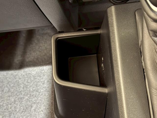 ランドクルーザー70 AX JAOSフロントバンパー LEDポジションランプ スペアタイヤカバー インテリアパネルキット JAOS リアアンダーカバー JAOSフロントアンダーカバー ドライブレコーダー ETC ナビ フルセグ(65枚目)