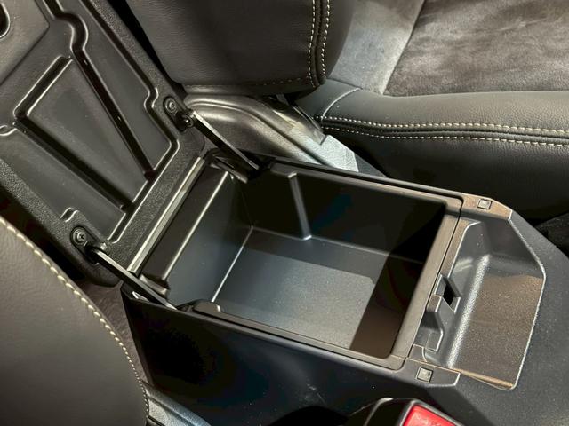 ランドクルーザー70 AX JAOSフロントバンパー LEDポジションランプ スペアタイヤカバー インテリアパネルキット JAOS リアアンダーカバー JAOSフロントアンダーカバー ドライブレコーダー ETC ナビ フルセグ(68枚目)