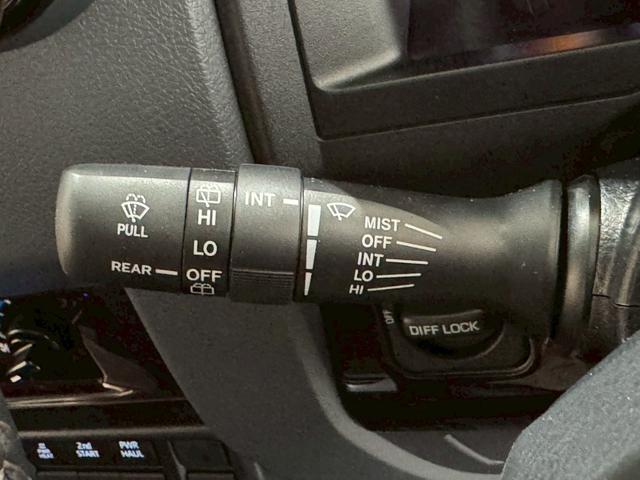 ランドクルーザー70 AX JAOSフロントバンパー LEDポジションランプ スペアタイヤカバー インテリアパネルキット JAOS リアアンダーカバー JAOSフロントアンダーカバー ドライブレコーダー ETC ナビ フルセグ(70枚目)