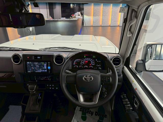 ランドクルーザー70 AX JAOSフロントバンパー LEDポジションランプ スペアタイヤカバー インテリアパネルキット JAOS リアアンダーカバー JAOSフロントアンダーカバー ドライブレコーダー ETC ナビ フルセグ(72枚目)