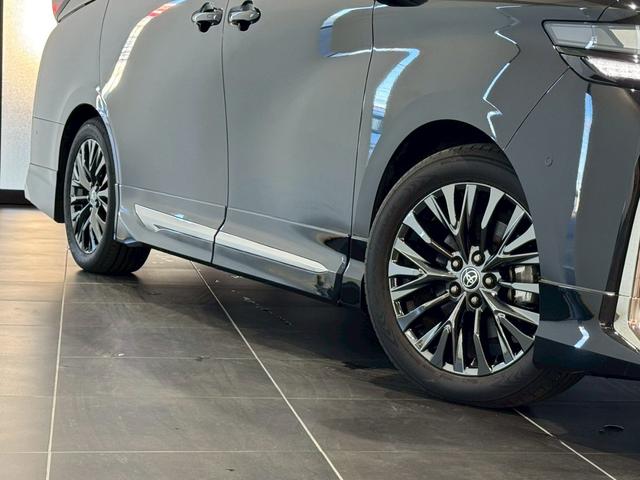 ヴェルファイアハイブリッド Z プレミア 内装茶革 モデリスタエアロ 13.2型後席モニター デジタルミラー スペアタイヤ 左右独立ムーンルーフ トヨタチームメイト 置くだけ充電 パノラミックビュー HDMI端子 HUD BSM ETC2.0(8枚目)