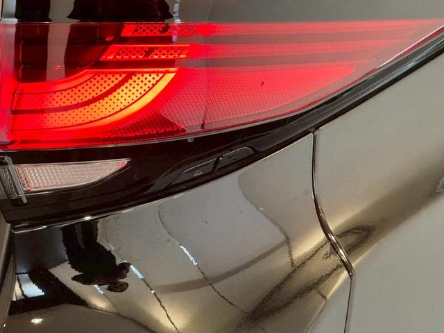 ヴェルファイアハイブリッド Z プレミア 内装茶革 モデリスタエアロ 13.2型後席モニター デジタルミラー スペアタイヤ 左右独立ムーンルーフ トヨタチームメイト 置くだけ充電 パノラミックビュー HDMI端子 HUD BSM ETC2.0(42枚目)