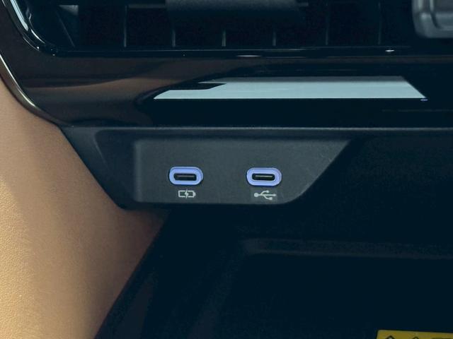 ヴェルファイアハイブリッド Z プレミア 内装茶革 モデリスタエアロ 13.2型後席モニター デジタルミラー スペアタイヤ 左右独立ムーンルーフ トヨタチームメイト 置くだけ充電 パノラミックビュー HDMI端子 HUD BSM ETC2.0(70枚目)